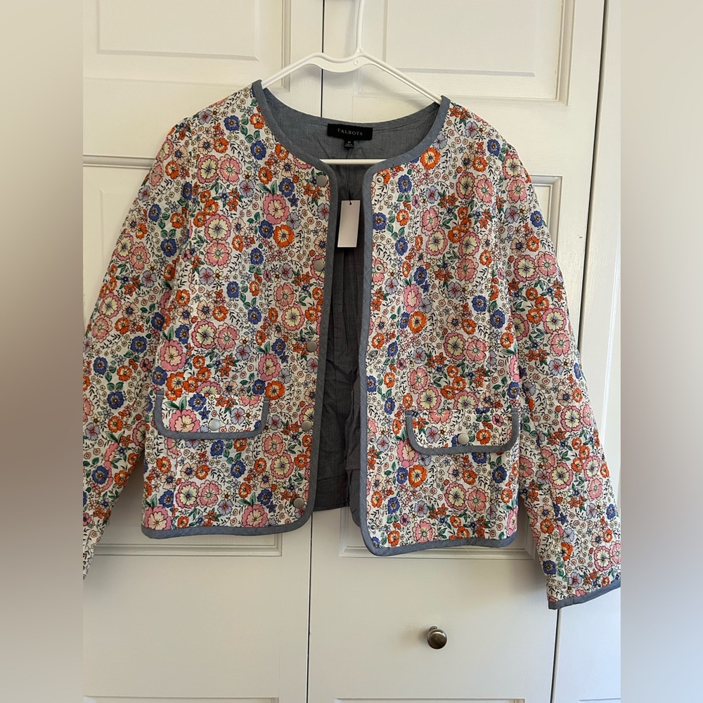 Talbots size 10 woman’s floral jacket quilted